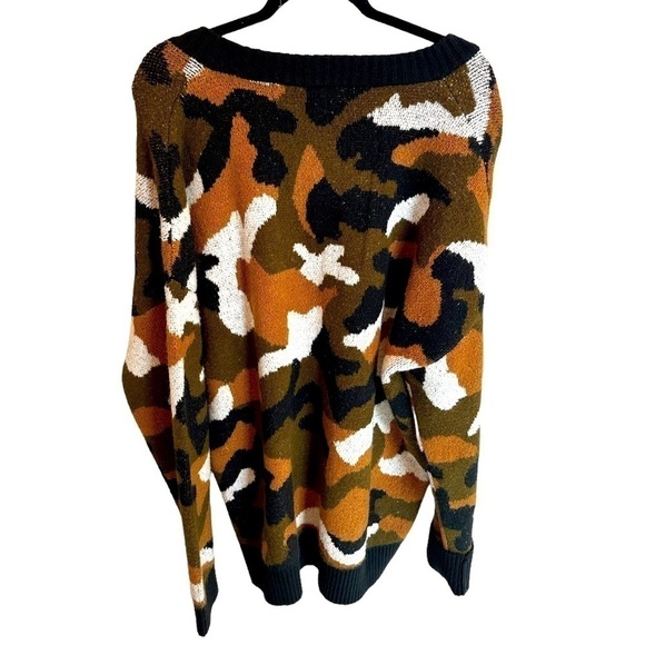 GeeGee Camouflage V-Neck Sweater 3XL | Super Soft & Warm | Longer Length New - Picture 2 of 3